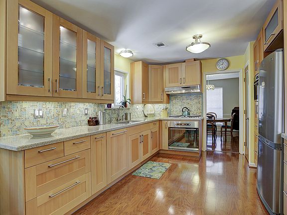 5th image of 10731 Bordley Dr