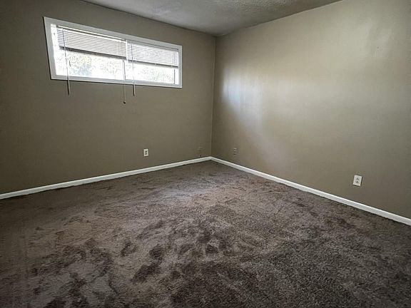 2nd image of 100 Marr Dr APT 24
