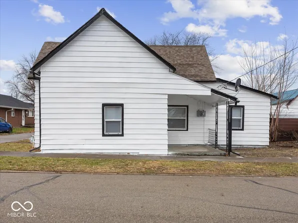 611 Center St, Shelbyville, IN 46176