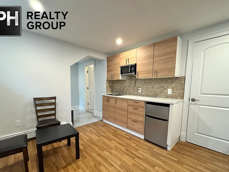 92 Fitchburg St #1 — Photo 18