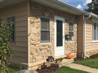 834 W North St, Greenfield, IN 46140
