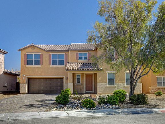 2nd image of 8032 Pink Desert St