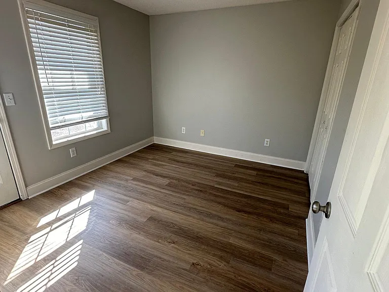 3621 Beacon Dr — Photo 14