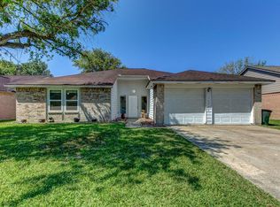 16722 Schooners Way, Friendswood, TX 77546