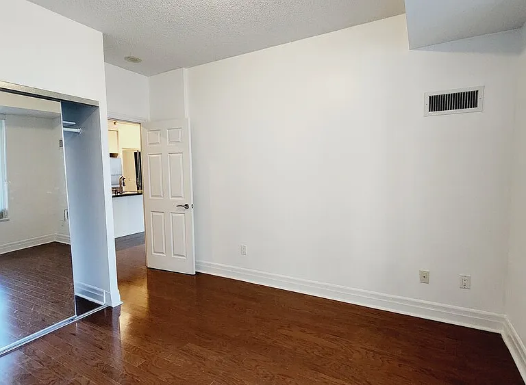 35 Balmuto St #1210 — Photo 16