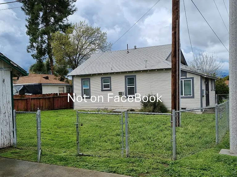 794 N 3rd St — Photo 3