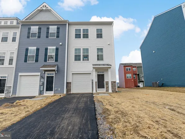 216 Husky Trl, Martinsburg, WV 25403