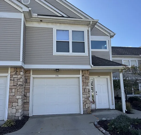 1741 Coburn Ct #ENTIRE — Photo 1