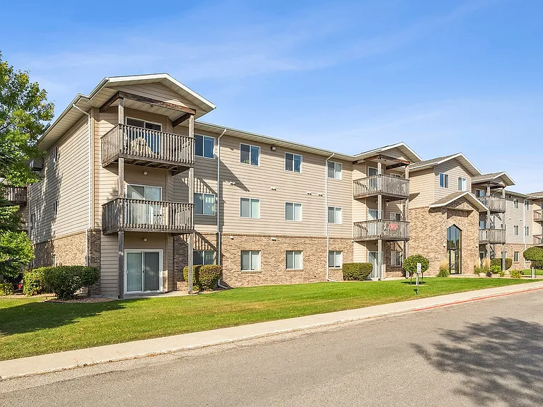 The Legacy Apartments — Photo 16