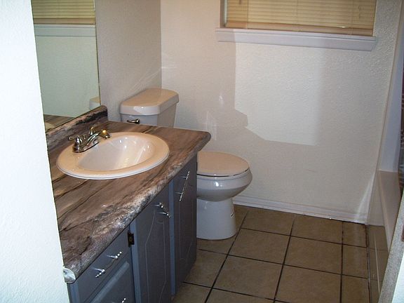 3rd image of 1605 Northwood St