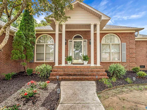 30 Amber Cir, Decatur, AL 35603