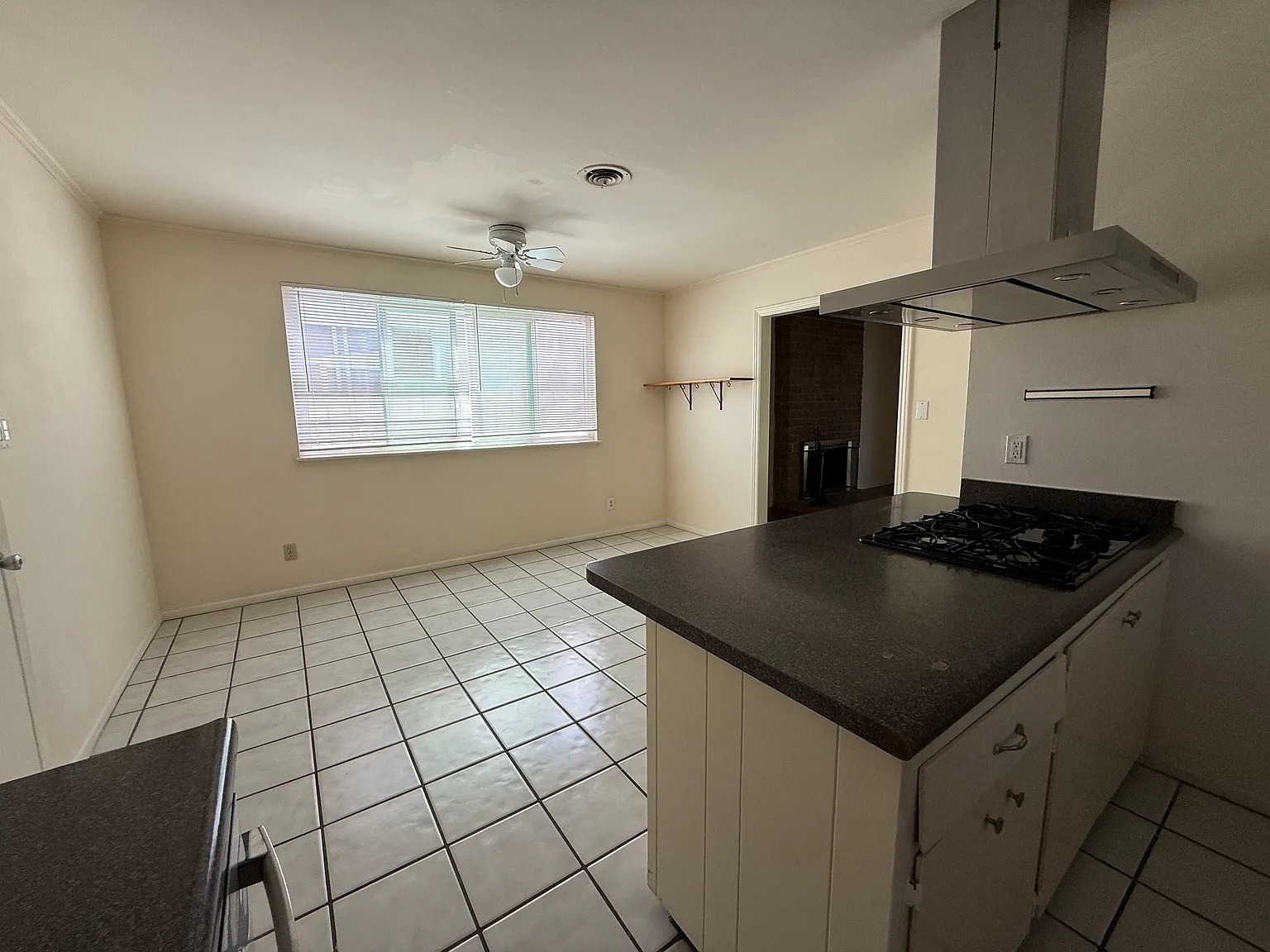 3780 Belford St — Photo 2