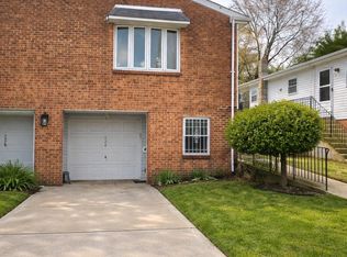 524 Longshore Ave, Philadelphia, PA 19111