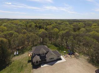 5505 92nd St SE, Clear Lake, MN 55319