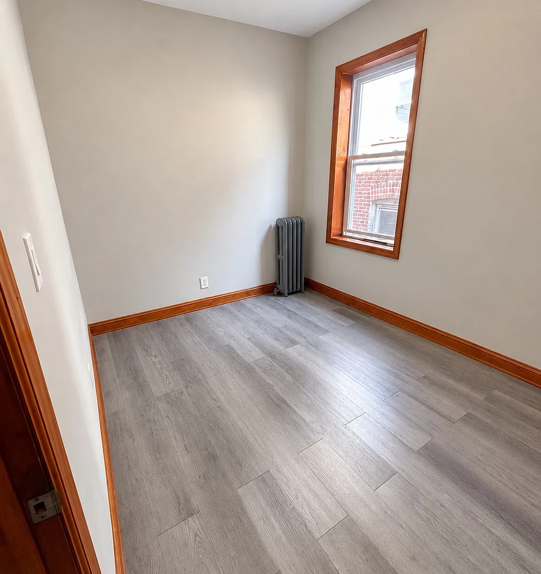 433 Kennedy Blvd — Photo 2