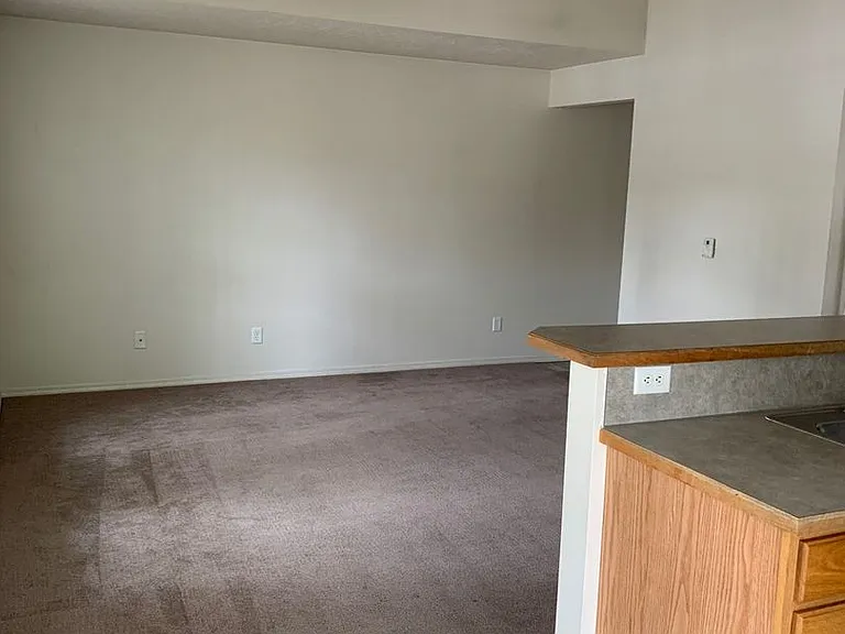 Roosevelt - 1496 — Photo 11