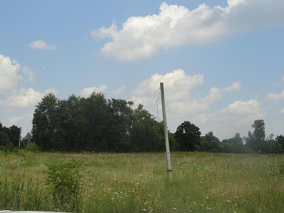2nd image of 3811 Township Road 169