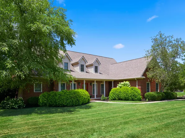 1013 Bluegrass Rd, Versailles, KY 40383