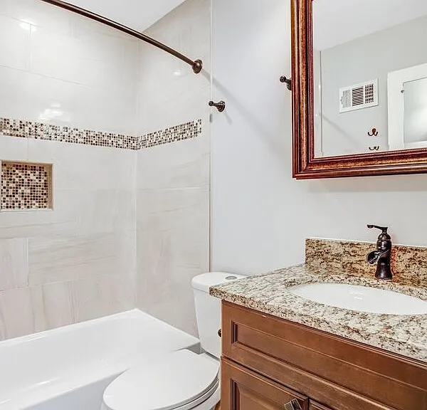 3351 Clay St NE — Photo 17