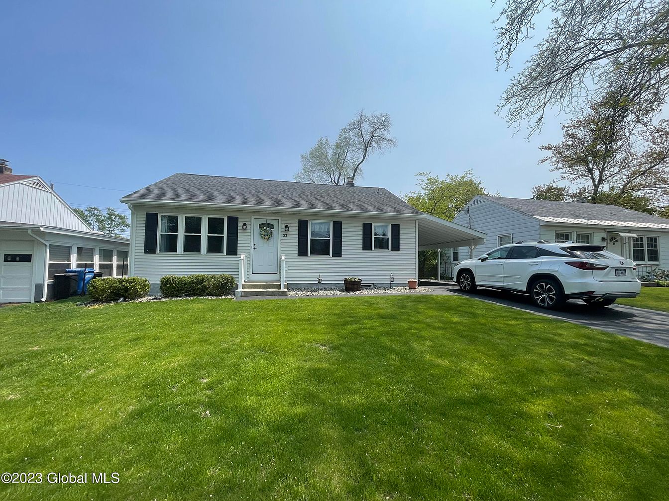 1st image of 33 Buell Street