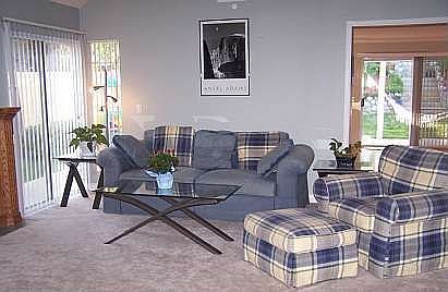 Spacious Living Rm