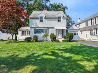 962 Hall St, Manchester, NH 03104