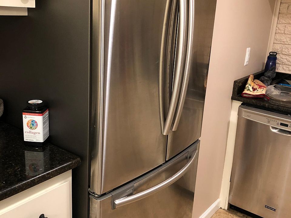 2nd image of 2247 Walton Blvd Unit 61