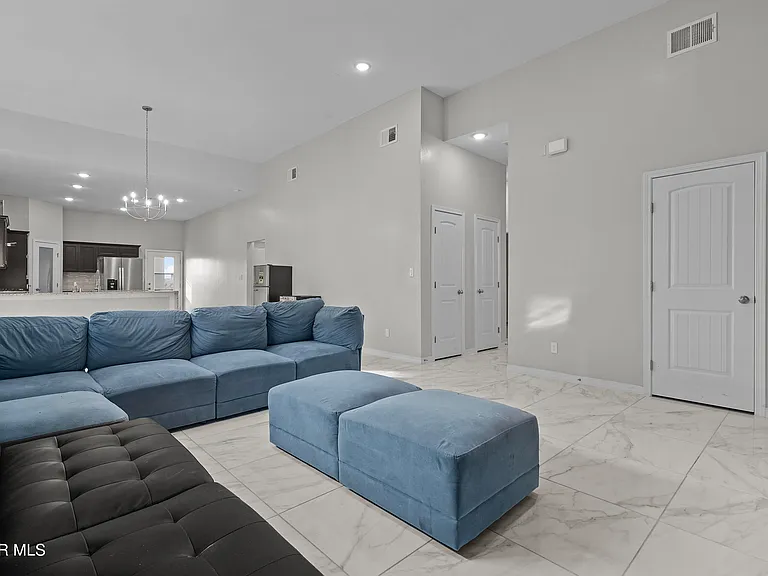 12681 Don Norte St — Photo 11
