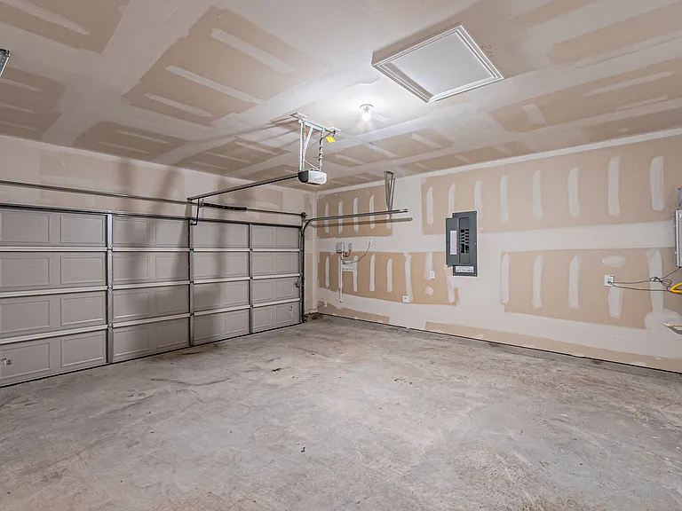 1134 Old Stead Dr — Photo 25