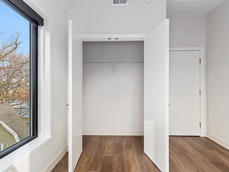 Lofts on Grove — Photo 21