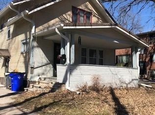1209 Oakland Rd NE, Cedar Rapids, IA 52402