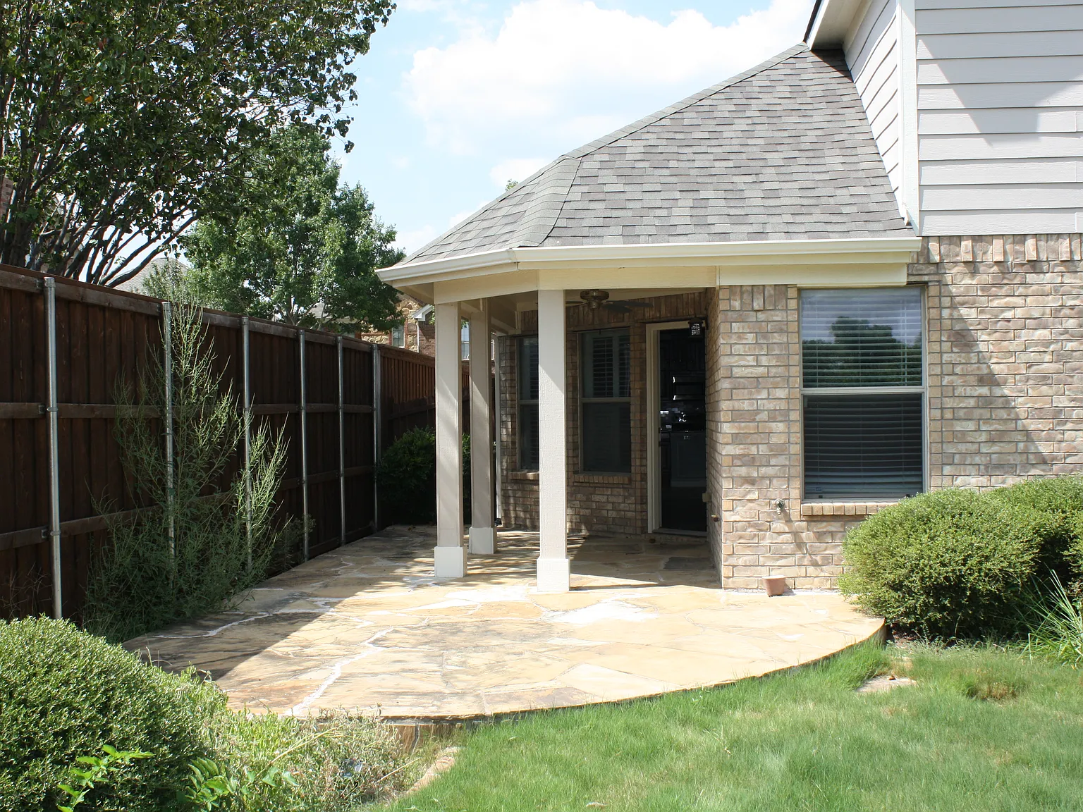 4 bed, 2457 sqft, $2,750 — Photo 3