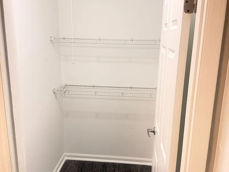 4131 Conway Ave — Photo 5