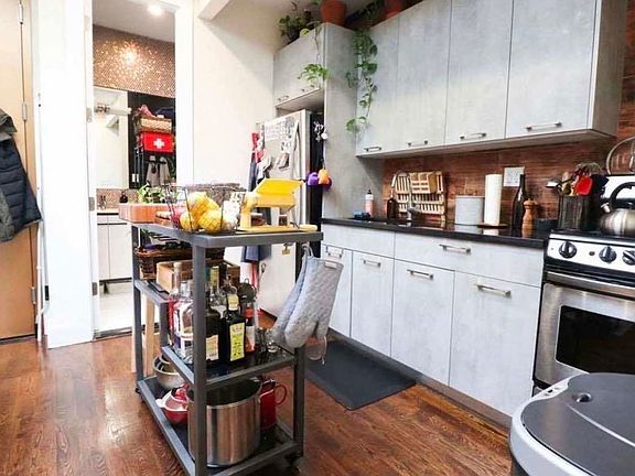 5th image of 2156A Fulton St #3AHL