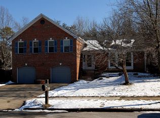 7518 Old Chapel Dr, Bowie, MD 20715