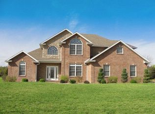 403 Pheasant Run Rd, Jefferson City, MO 65109