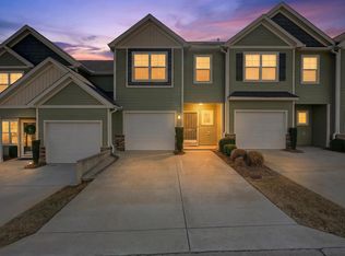 706 Elmbrook Dr, Simpsonville, SC 29681