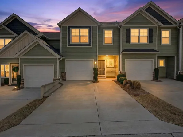 706 Elmbrook Dr, Simpsonville, SC 29681