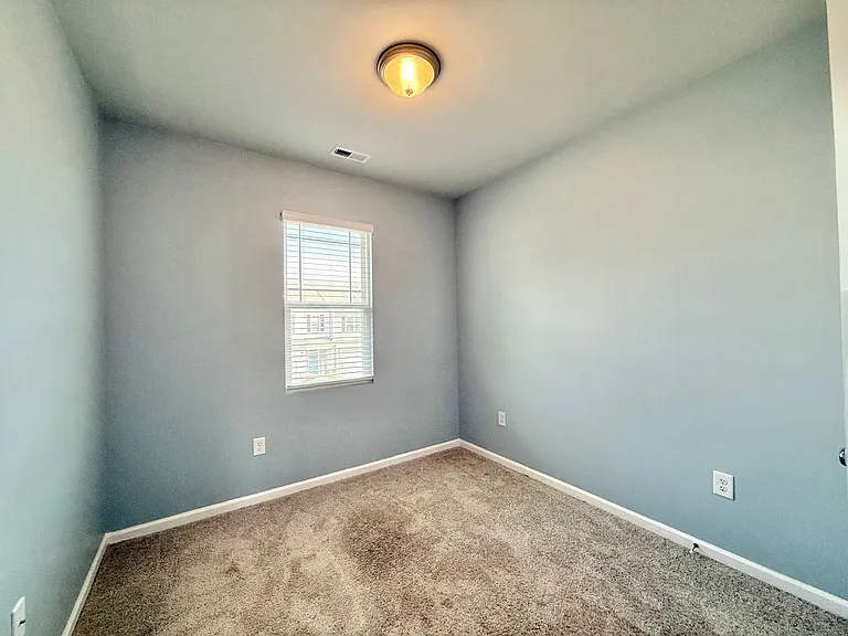 88 Liam St — Photo 19