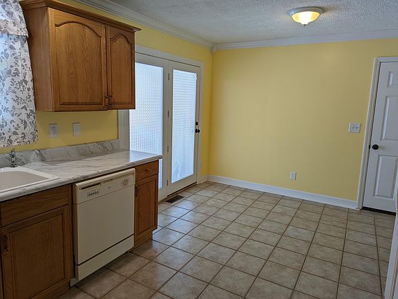 4th image of 302 Mitchell Ave
