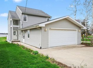 1007 Chapman Lake Dr, Warsaw, IN