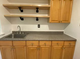 19304 Station Rd APT 1, Flushing, NY 11358