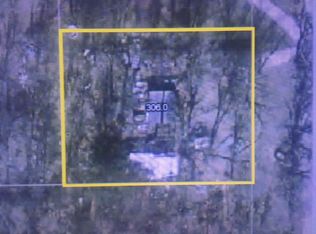 301 Peach St, Lynnville, IN 47619