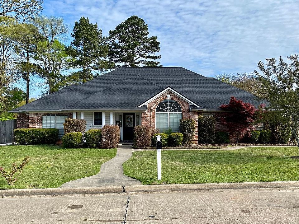 1st image of 3012 Harrisburg Ln