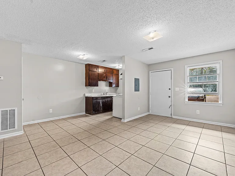 2-3911 Patton Rd SW — Photo 7