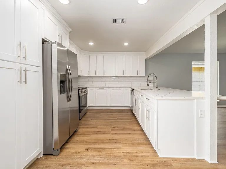 901 Bonita Dr — Photo 9