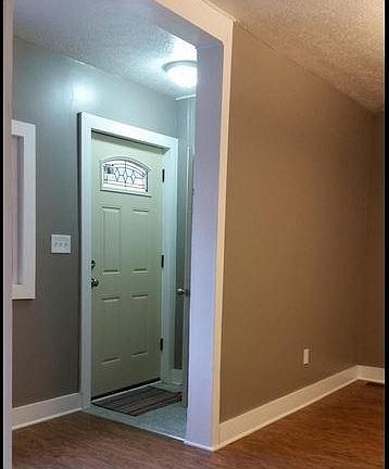 4th image of 2187 W 32nd St #Back