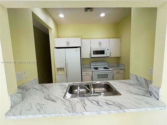 3rd image of 23712 SW 110th Ave #Townhouse 23712