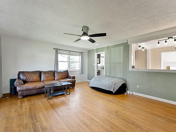 5th image of 8028 Tarpon Pl