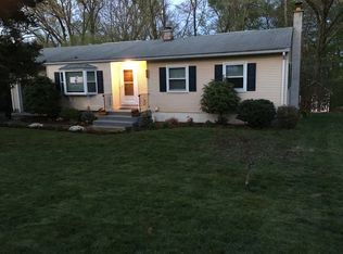 118 Bonnie Brae Dr, West Springfield, MA 01089